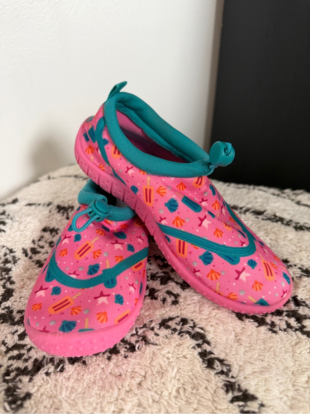 Lily & Dan Kids Water Shoes Beach Swim Aqua Socks Pink Seashell Size 11/12